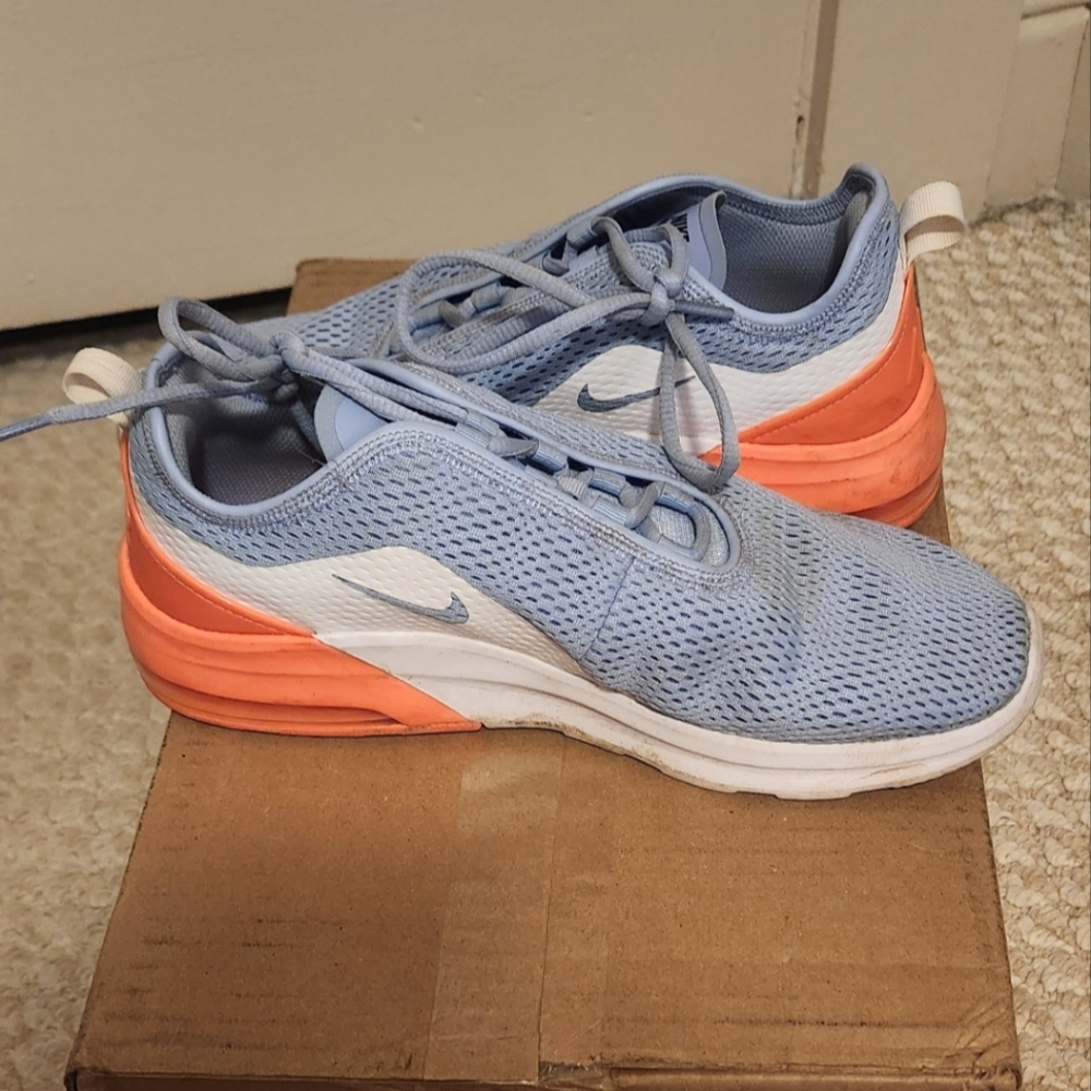 Women's nike running shoes